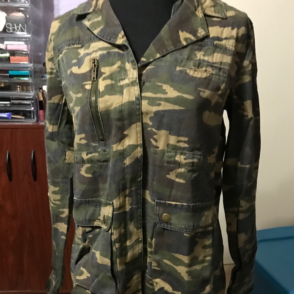 FINAL PRICE Camouflage Utility Jacket Jean Jacket - Picture 2 of 7